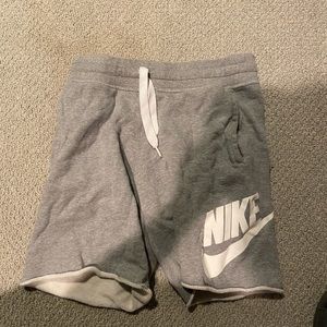 Nike Men’s Grey Cotton Shorts